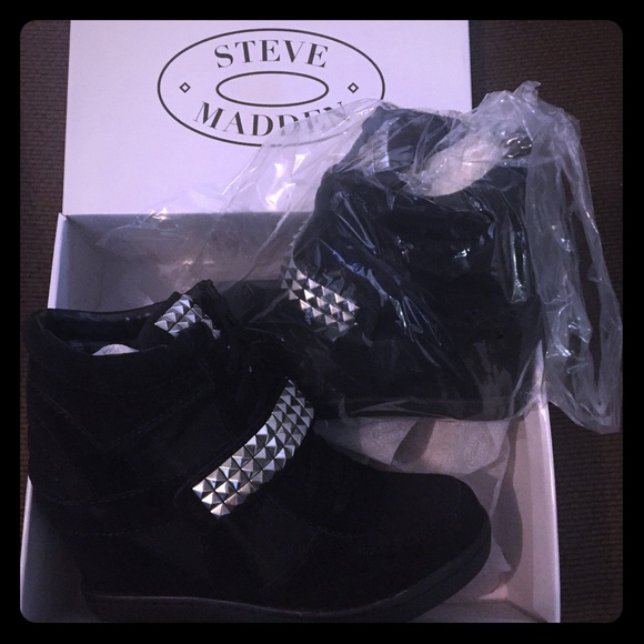 Steve Madden Shoes - Steve Madden Women's size 9.5